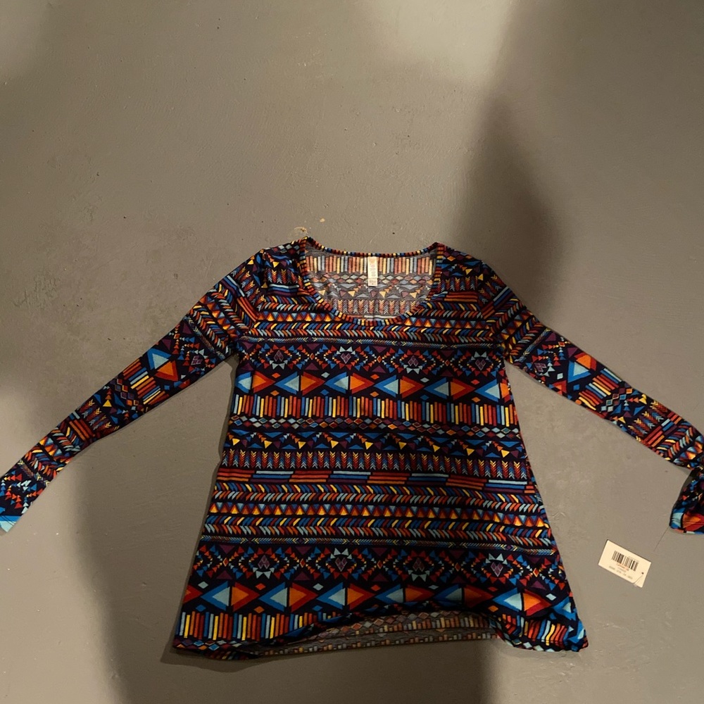 LuLaRoe Lynnae Top -M